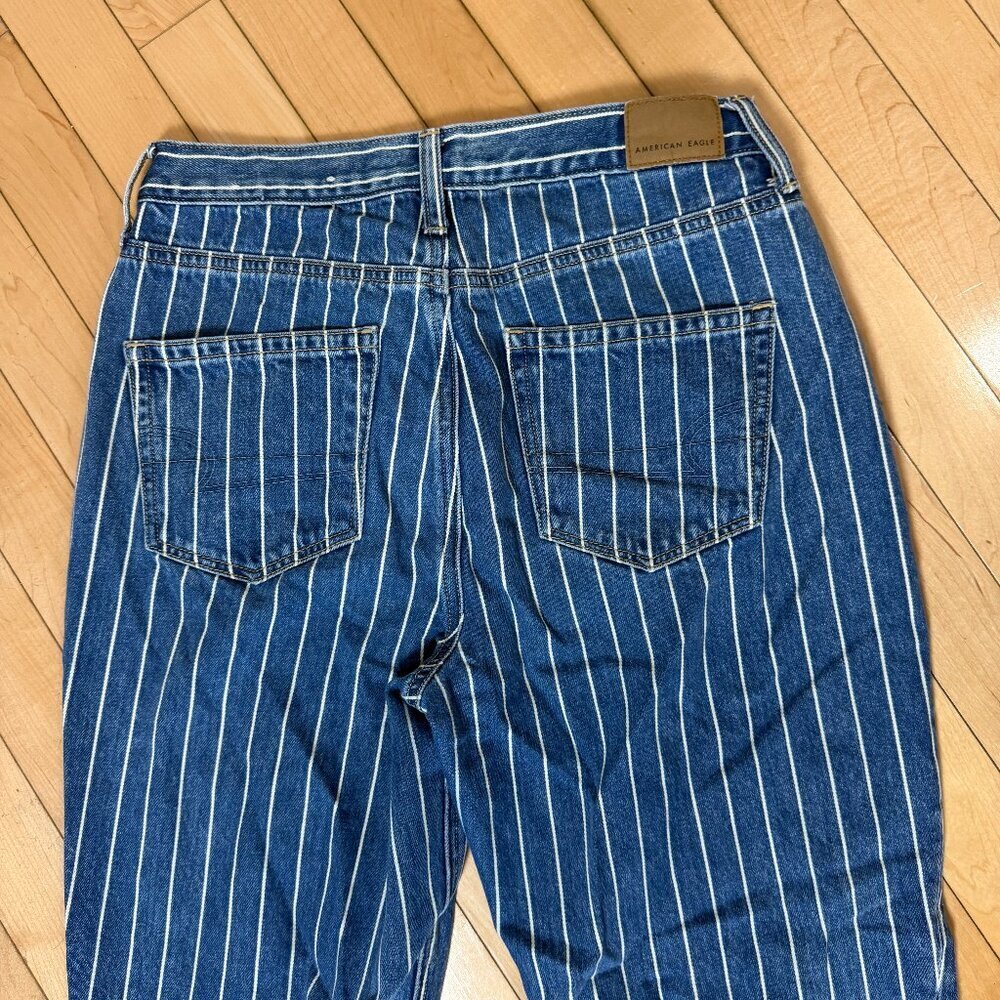 American Eagle Blue Pinstripe High Rise Straight Leg Mom Jeans Women’s Size 4 - Picture 9 of 11